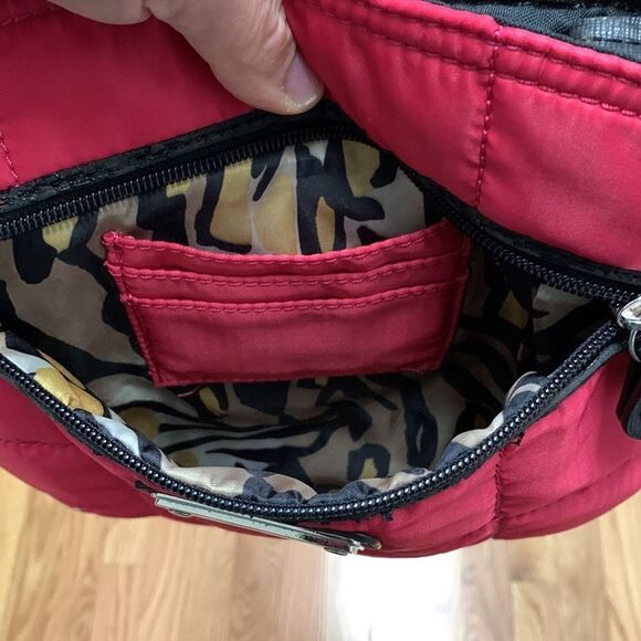 Franco Sarto Poppy Red Quilted Crossbody Bag‎ - Picture 4 of 6